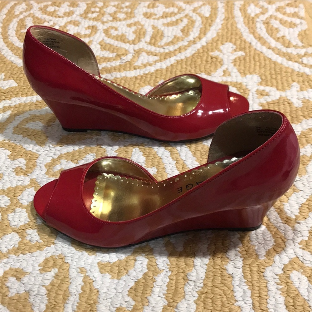 Size 7 Cherry Red 2 inch wedged heels
